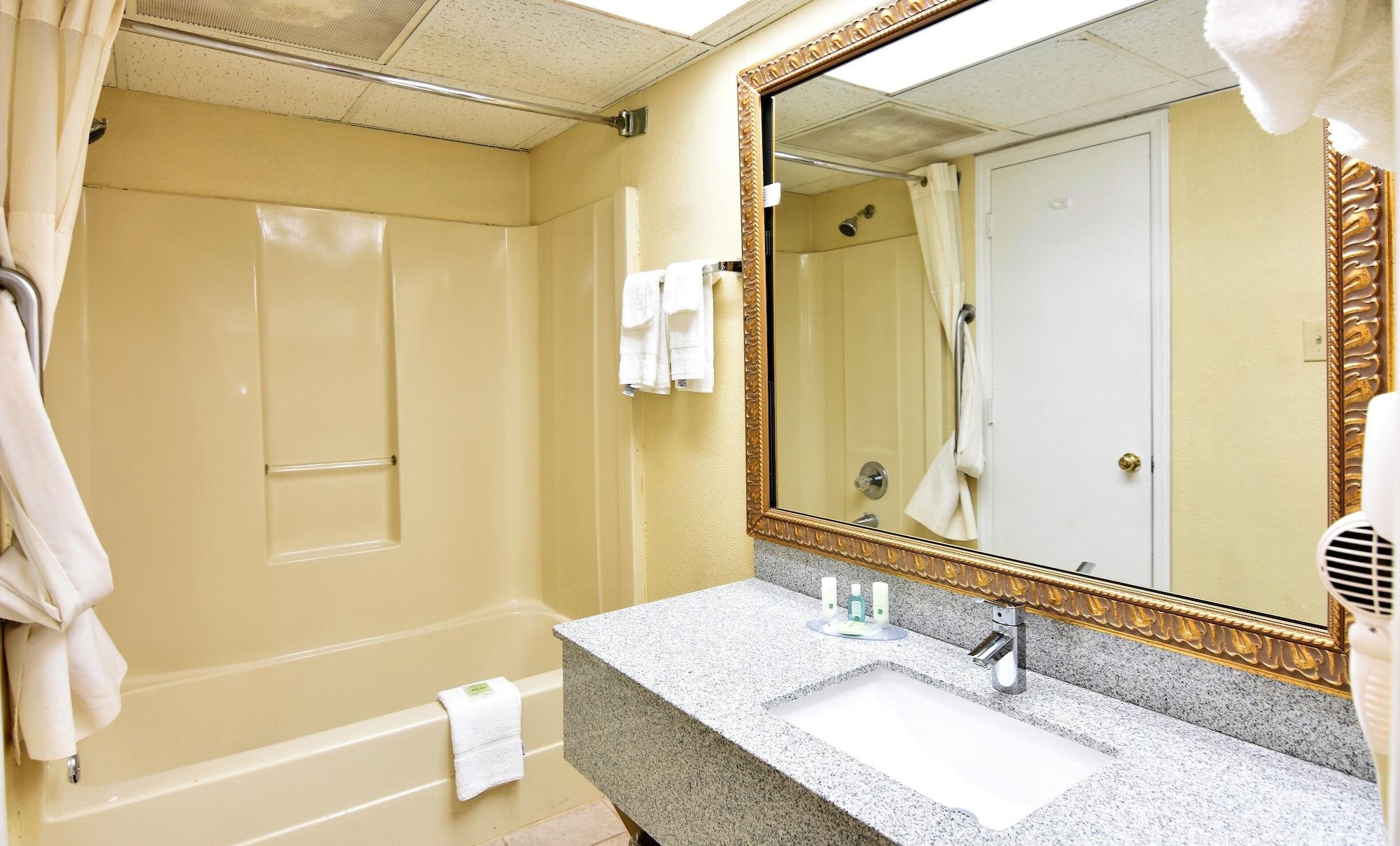 Rodeway Inn Harbison Area Columbia Dış mekan fotoğraf
