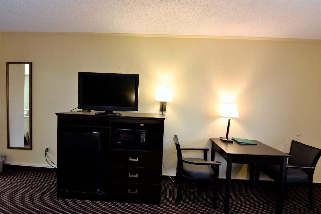 Rodeway Inn Harbison Area Columbia Dış mekan fotoğraf