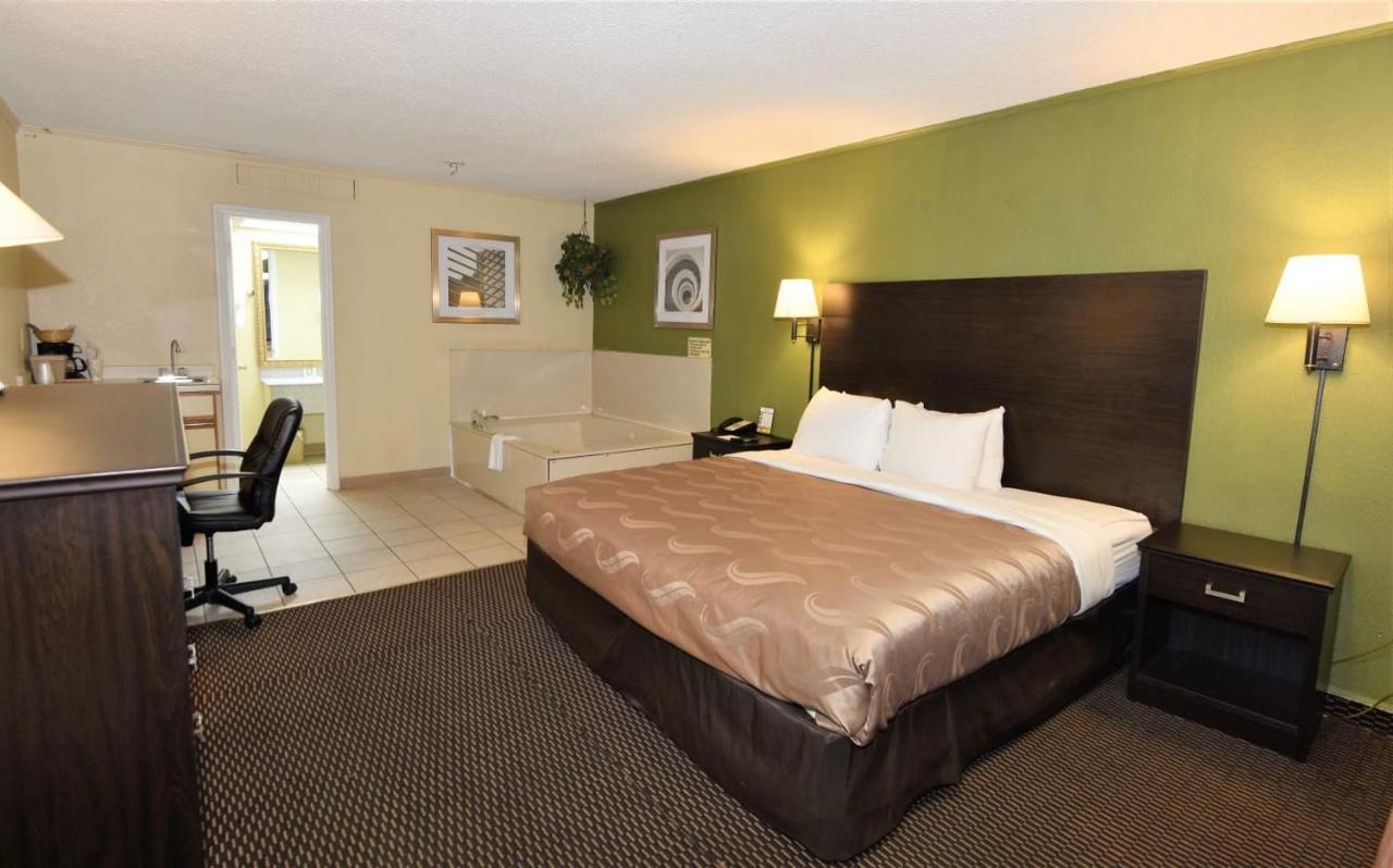 Rodeway Inn Harbison Area Columbia Dış mekan fotoğraf