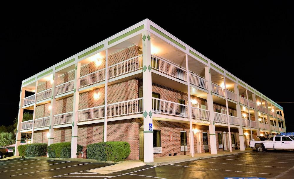 Rodeway Inn Harbison Area Columbia Dış mekan fotoğraf