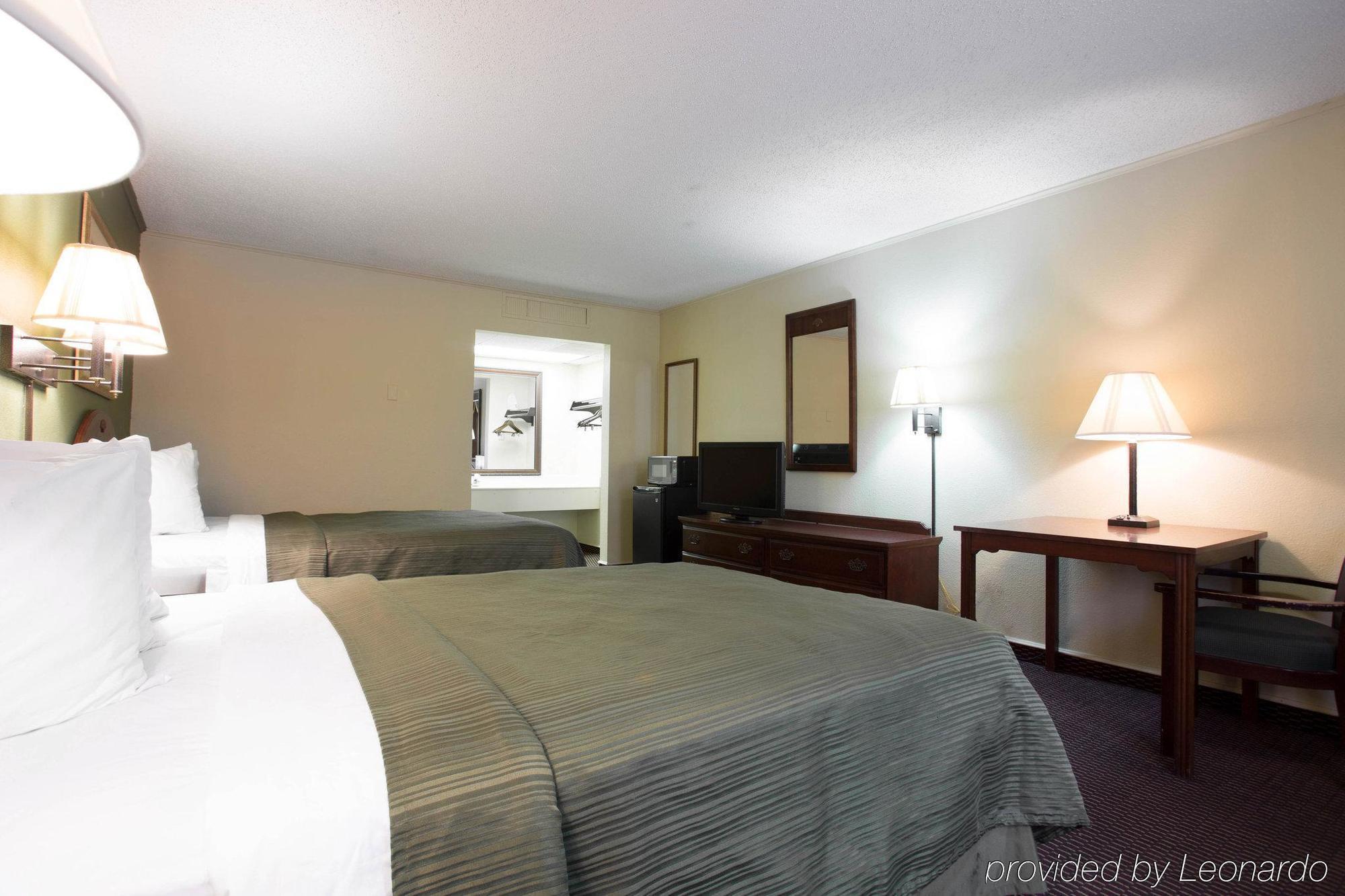 Rodeway Inn Harbison Area Columbia Dış mekan fotoğraf
