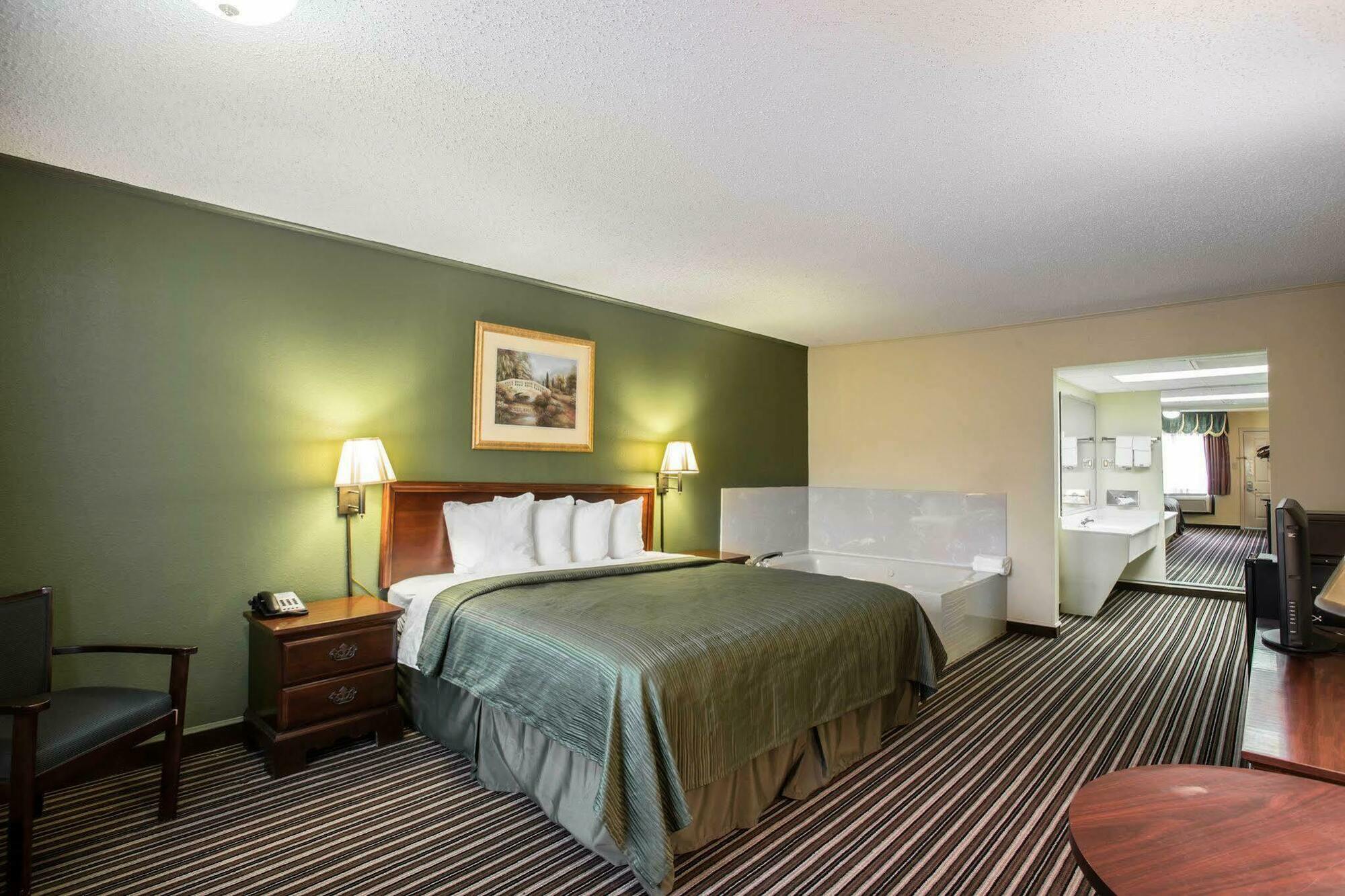 Rodeway Inn Harbison Area Columbia Dış mekan fotoğraf