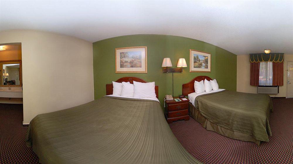 Rodeway Inn Harbison Area Columbia Dış mekan fotoğraf